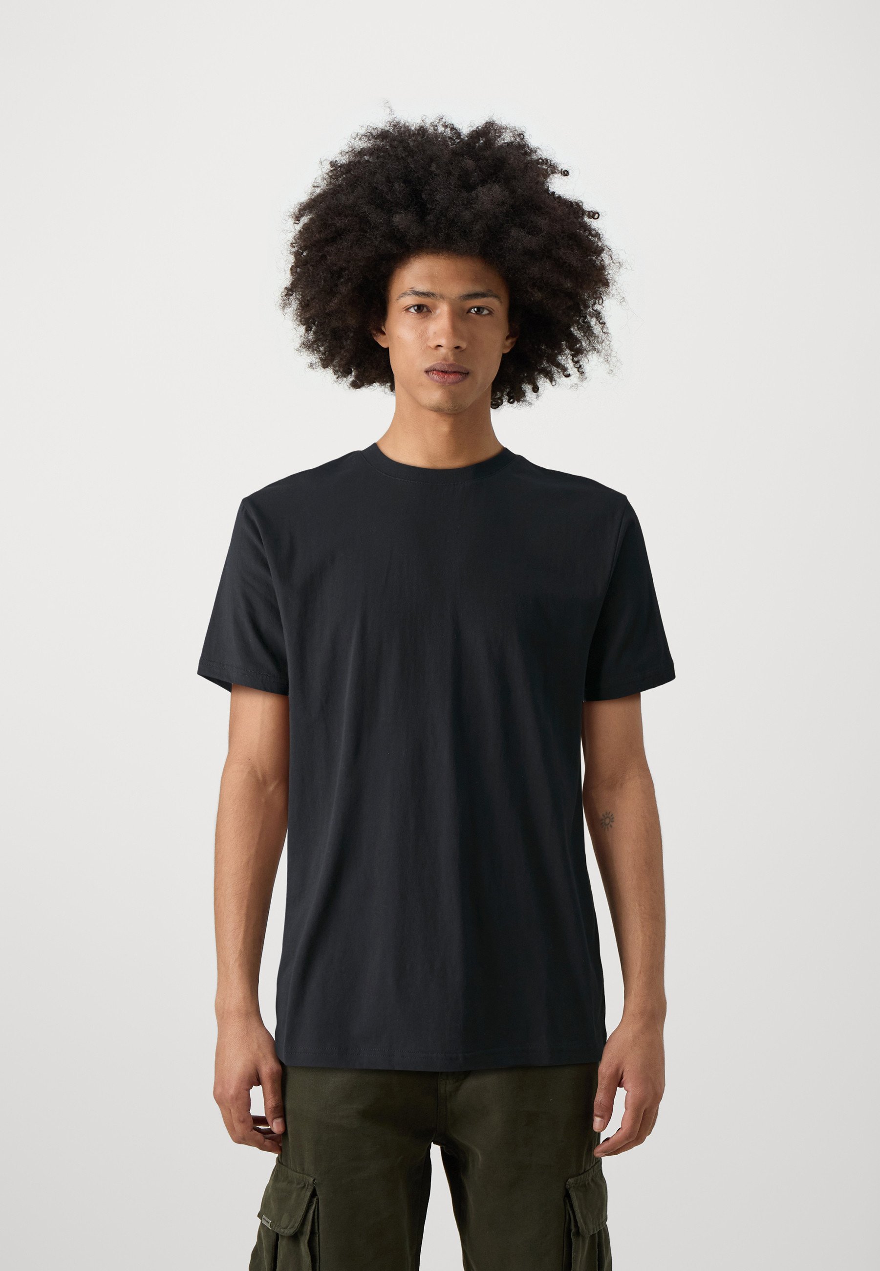 Santa Cruz T-shirts
