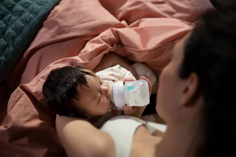 Dojčenská fľaša Philips Avent Natural Response AirFree SCY670/01