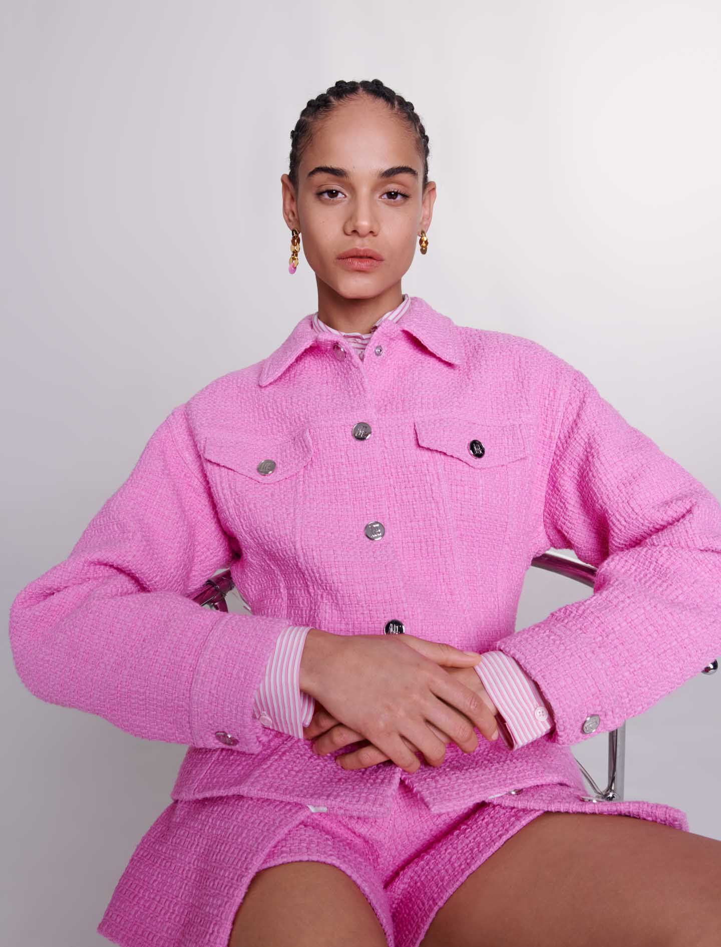 Vartalonmyötäinen tweed-takki - Pinkki