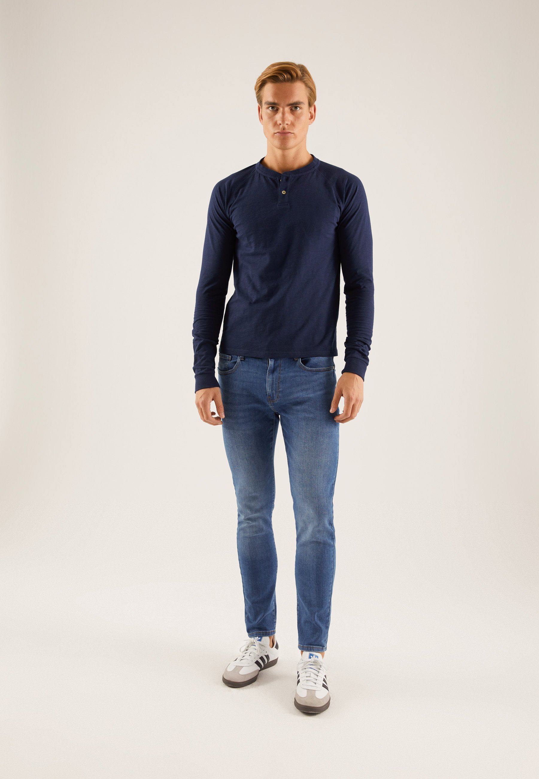 Pier One top met lange mouwen - donkerblauw