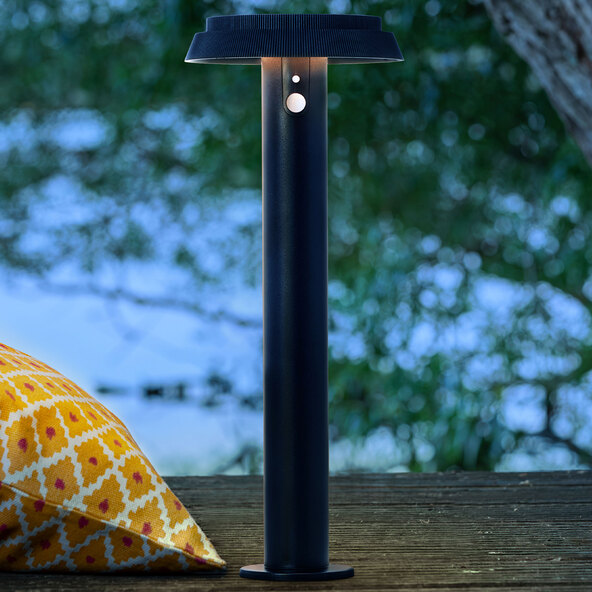 Lampă solară LED Alvero cu detector de mișcare, 50 cm