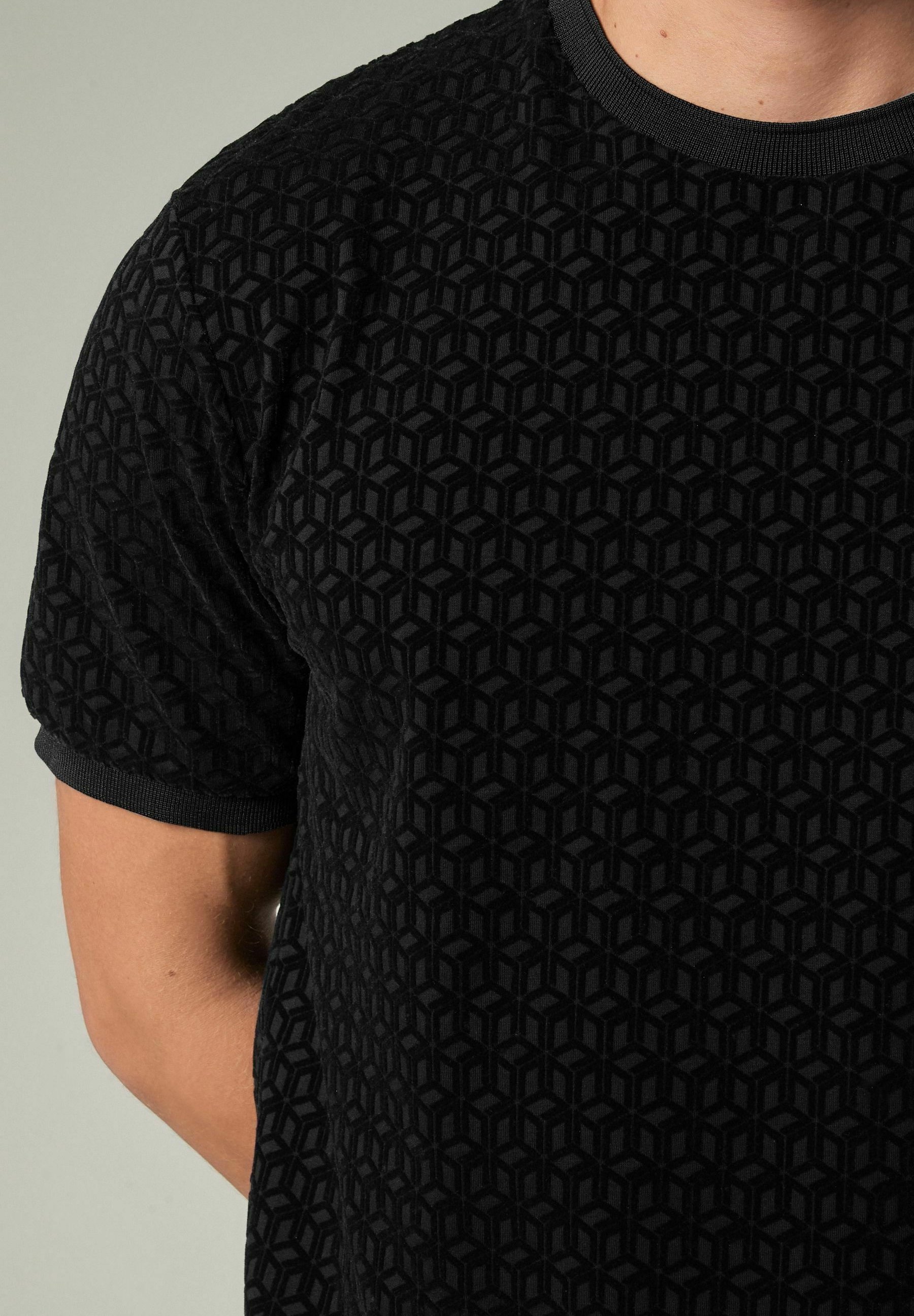 T-shirt Next Print - nera