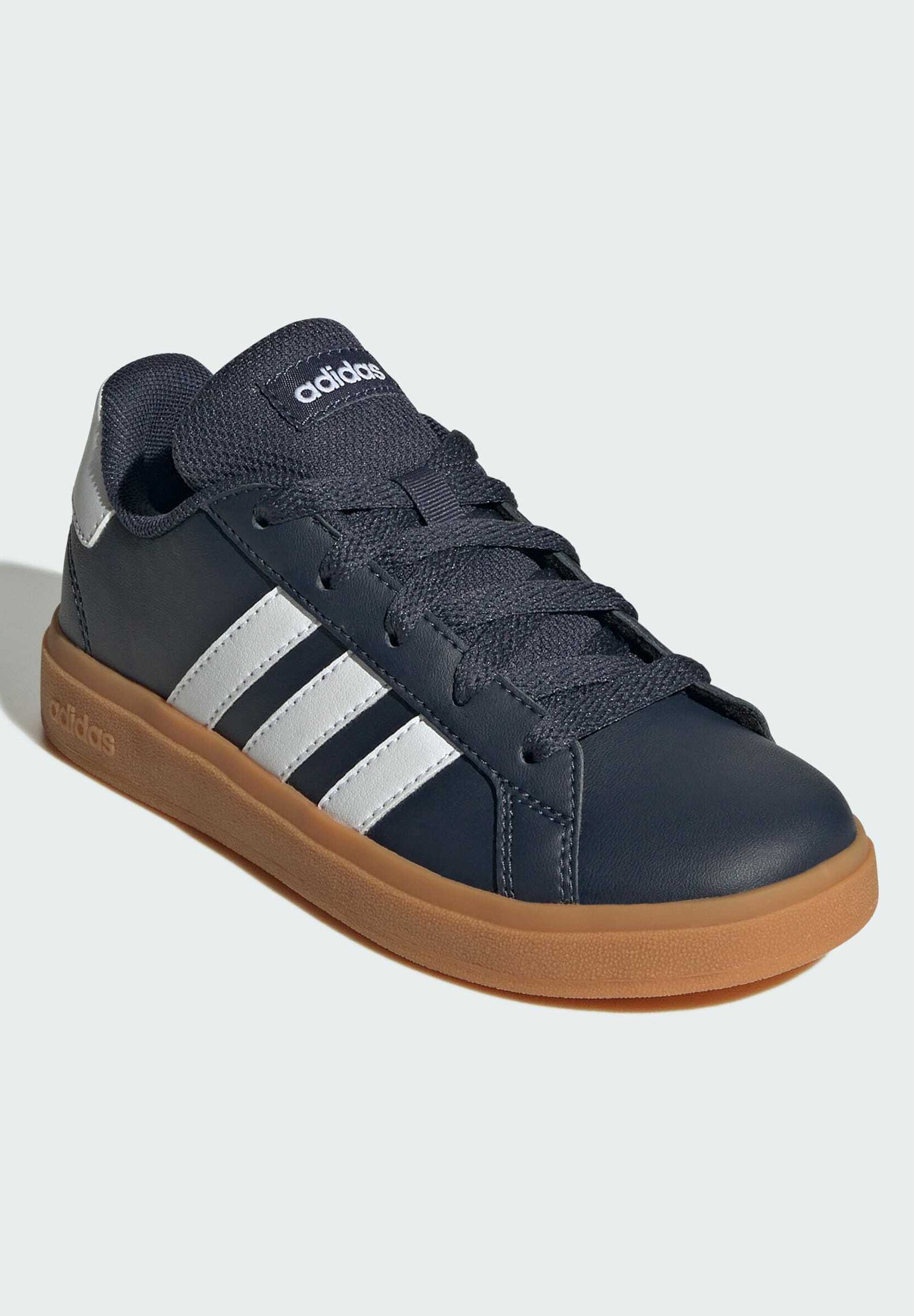 adidas Sportswear GRAND - Buty treningowe - shadow navy cloud white gum