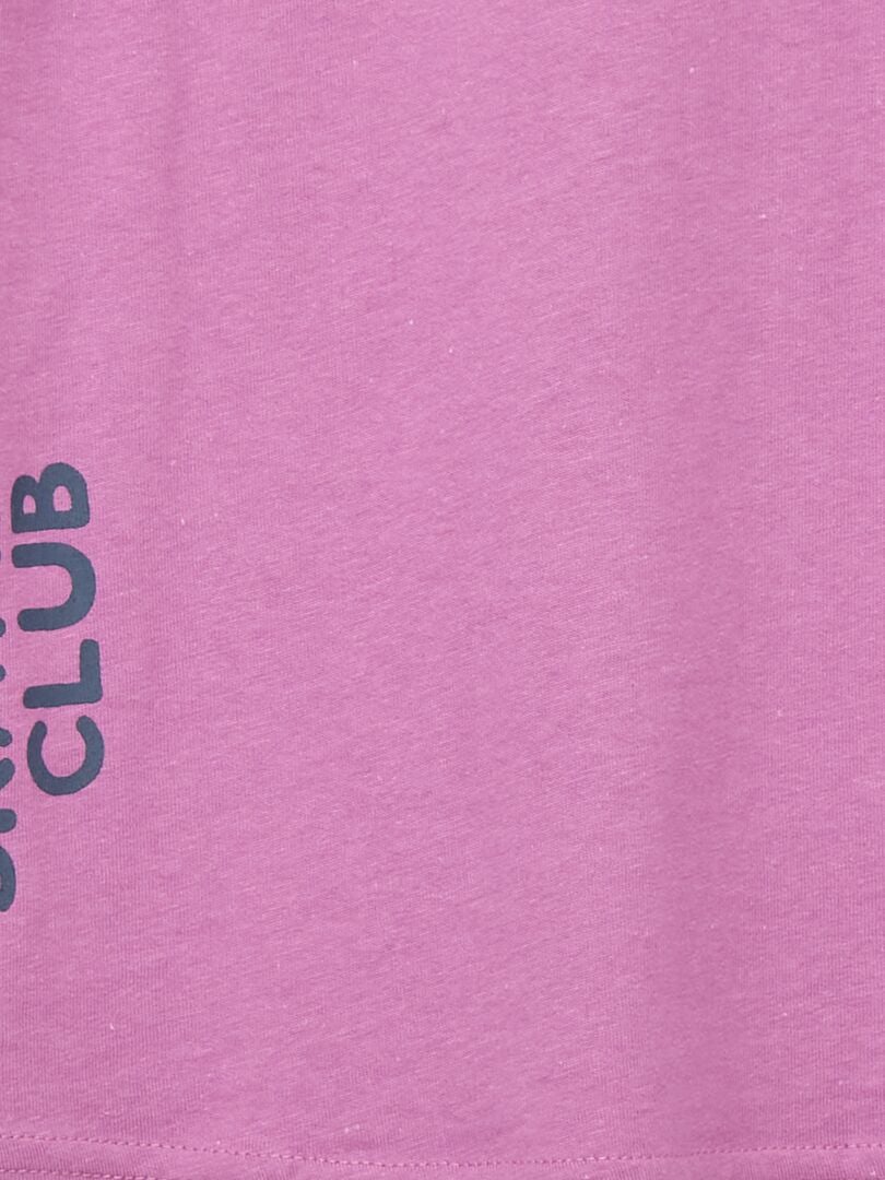 Camiseta estampada com bolso no peito - ROXA