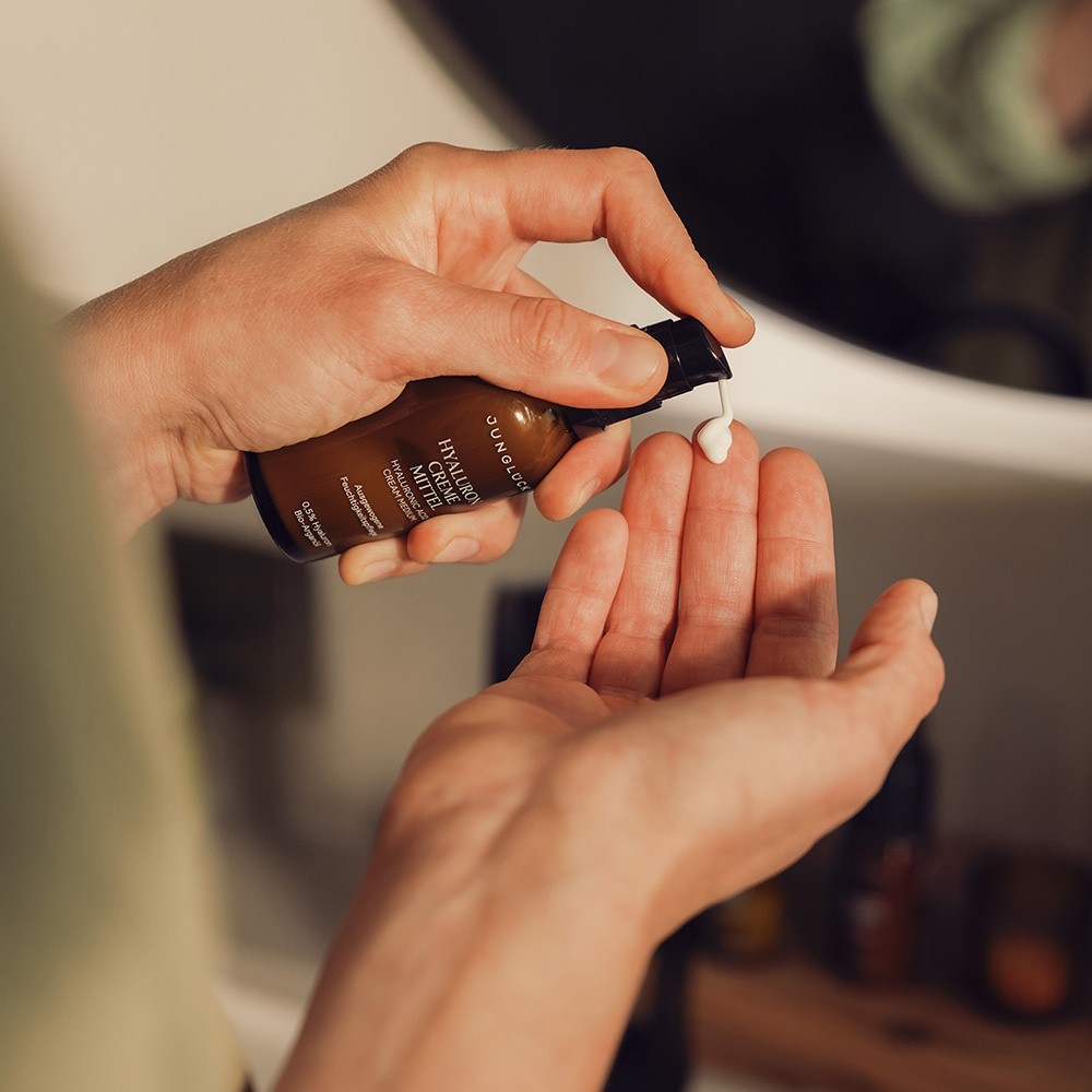 „Juniglück“ veido kremas su hialurono rūgštimi, vidutinio stiprumo, 50 ml