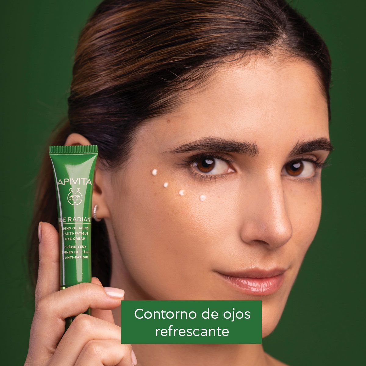 Bee Radiant Illuminating krema za konture očiju Prirodne konture očiju