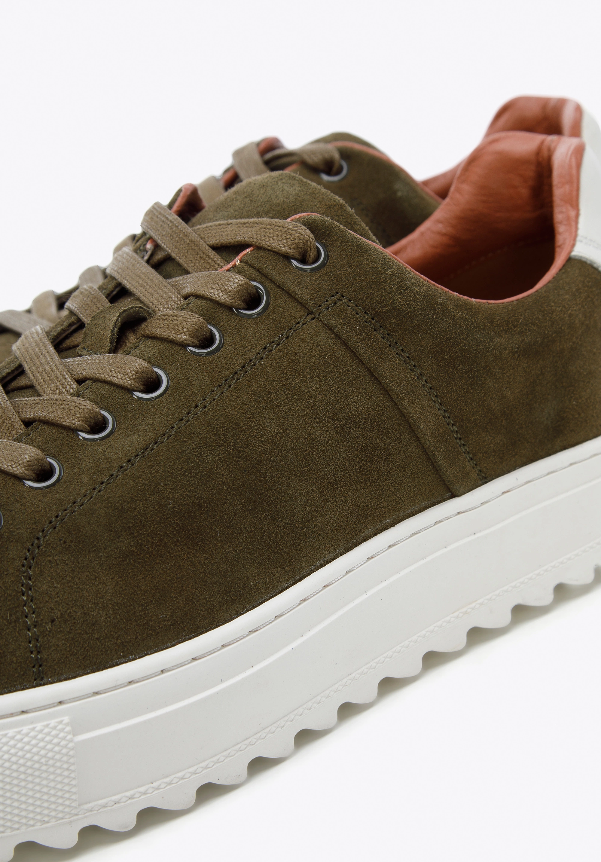 Męskie sneakersy zamszowe na grubej podeszwie zielone
