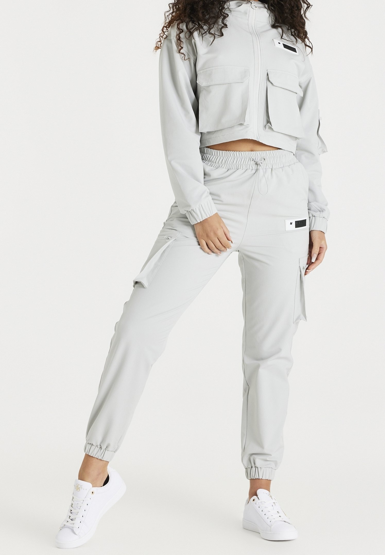SIKSILK Tréninková bunda - šedá