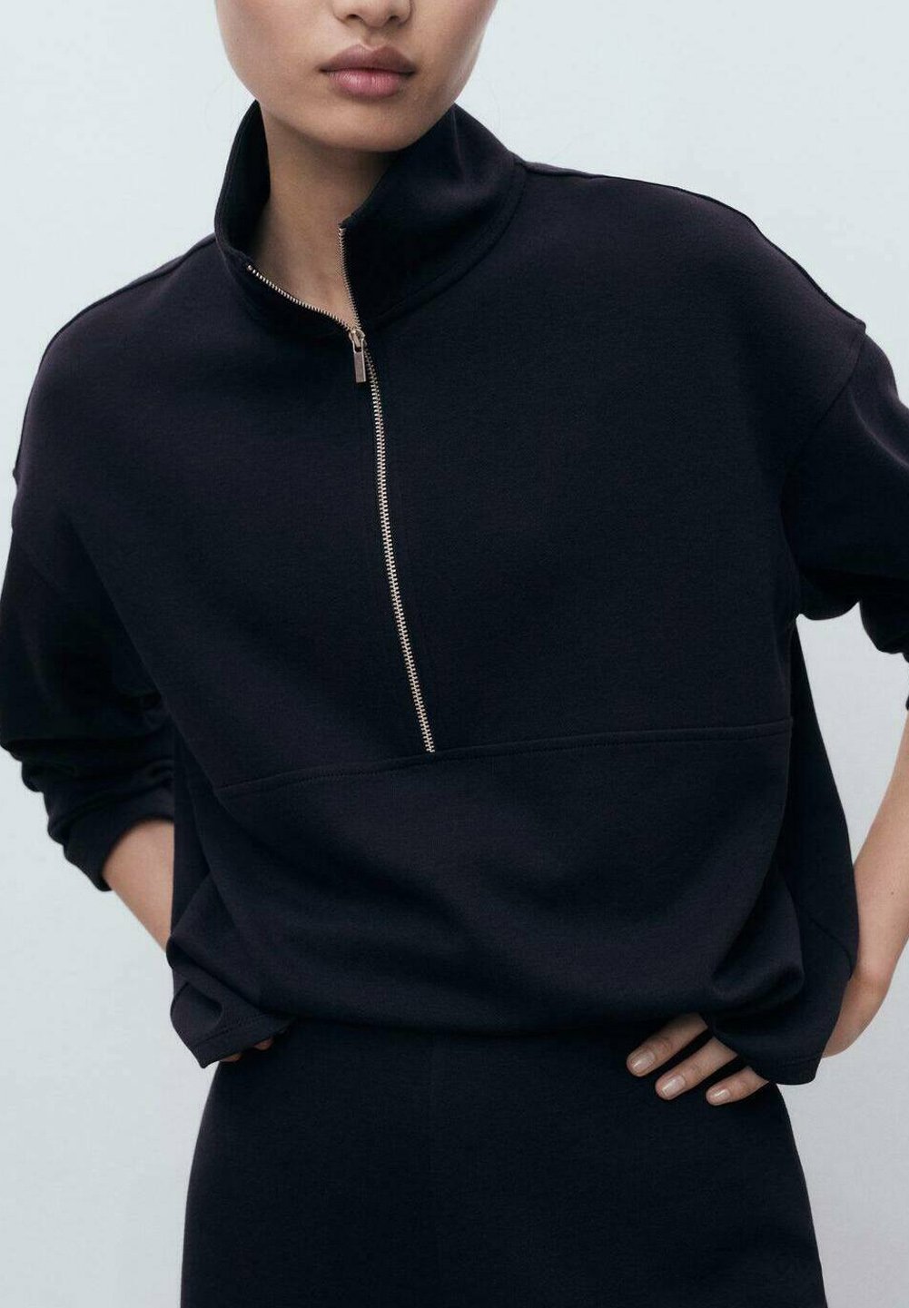 Mango majica s kapuljačom - kraljevsko plava