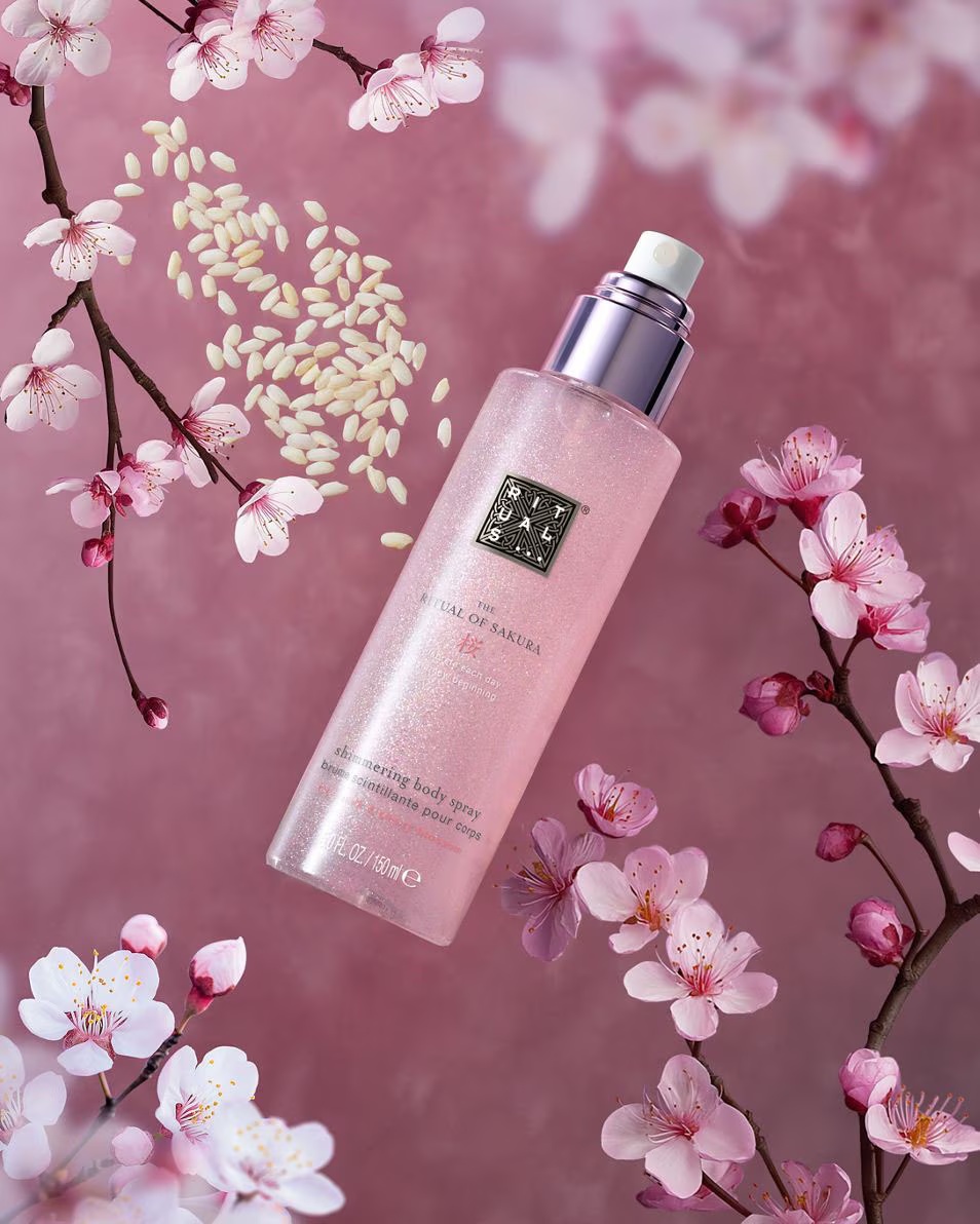 RITUALS Spray-ul de corp strălucitor Ritual of Sakura