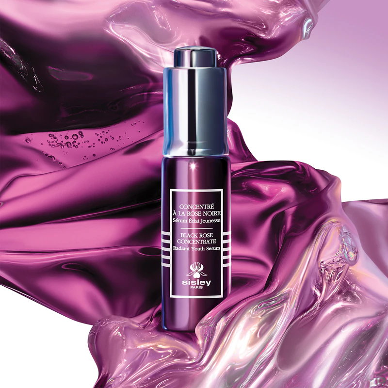 Sérum iluminador concentrado Black Rose da Sisley com propriedades rejuvenescedoras.