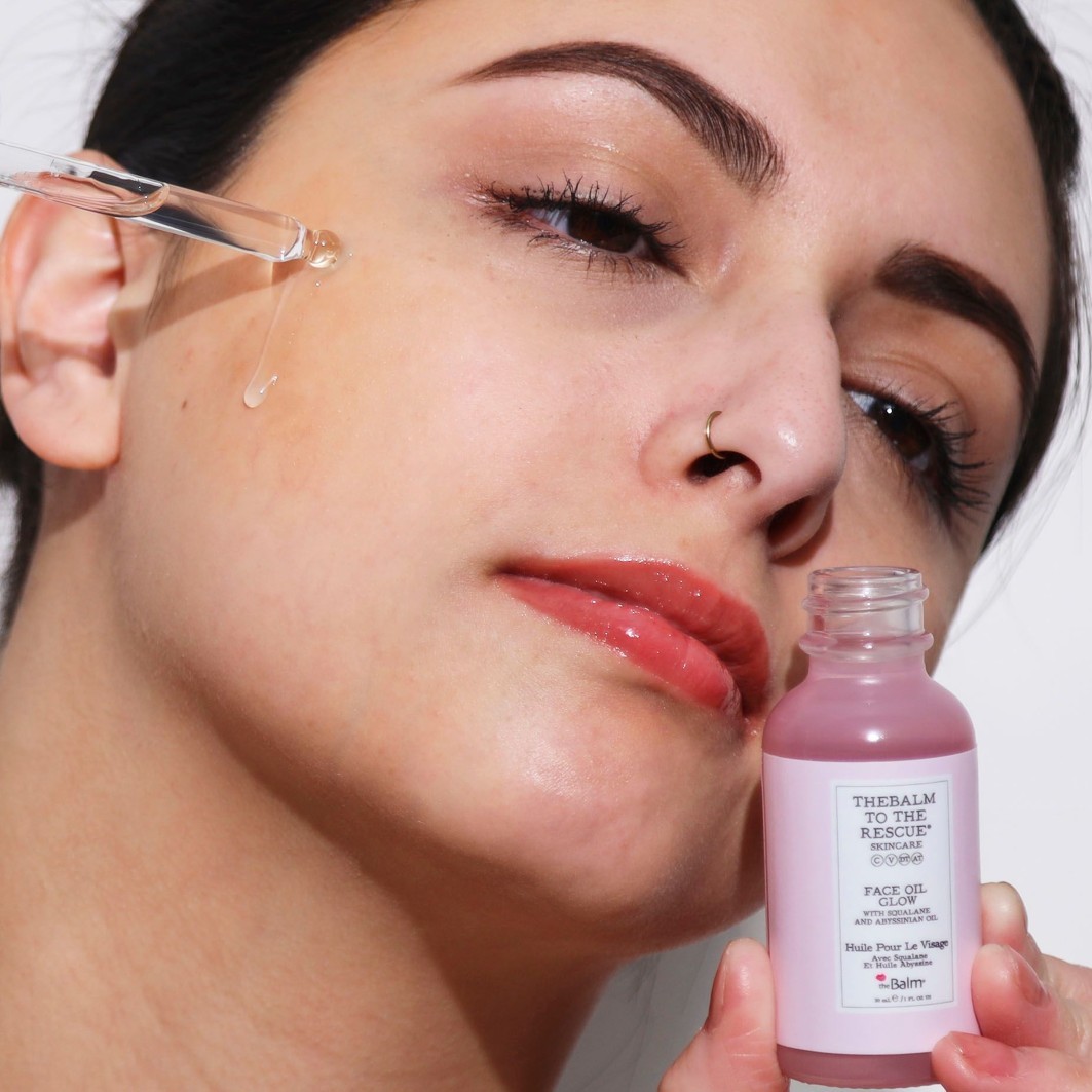 theBalm sejas eļļa mirdzumam - 30 ml