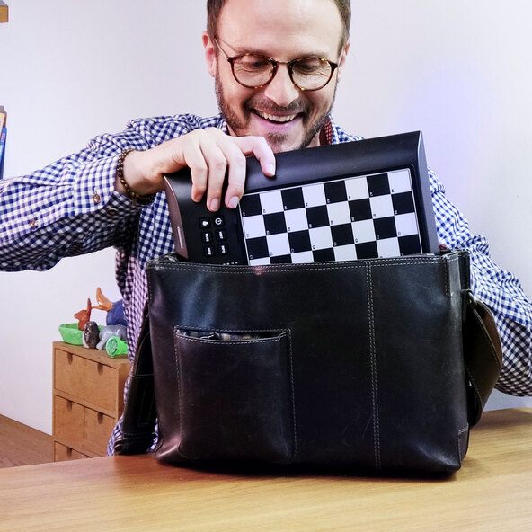 Schachcomputer Chess Genius M810