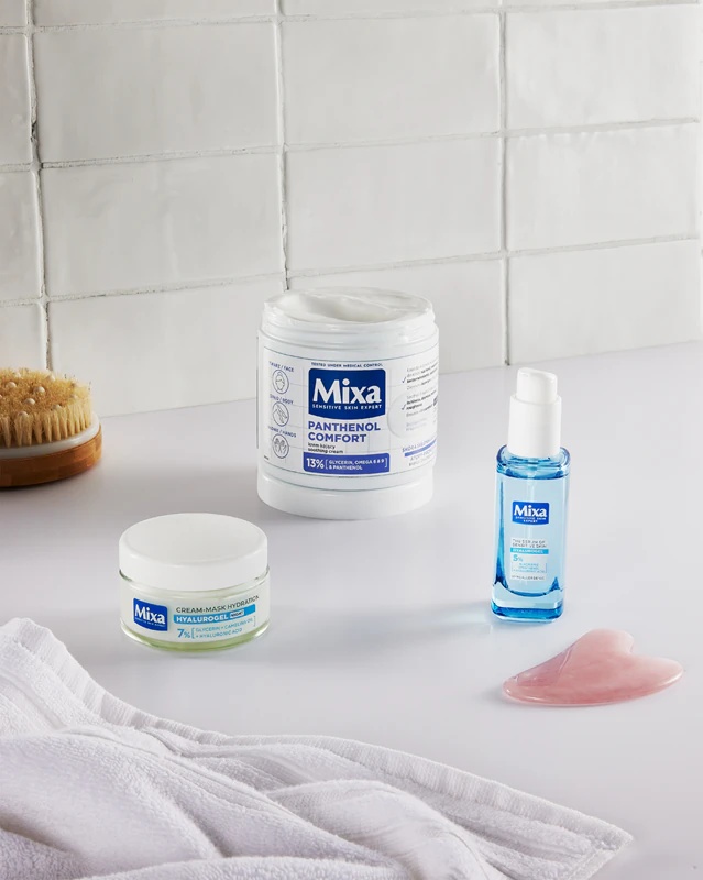 Mixa HYALUROGEL Serum za obraz HYALUROGEL za občutljivo kožo