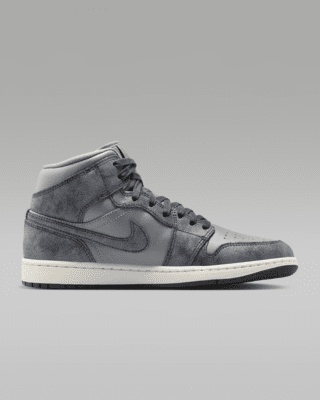 Air Jordan 1 Mid SE Women's Shoes