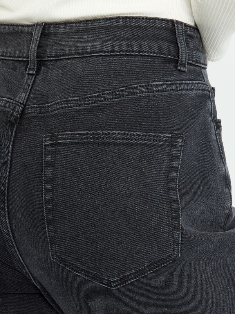 Calça jeans Mom de cintura super alta - L30 - PRETA
