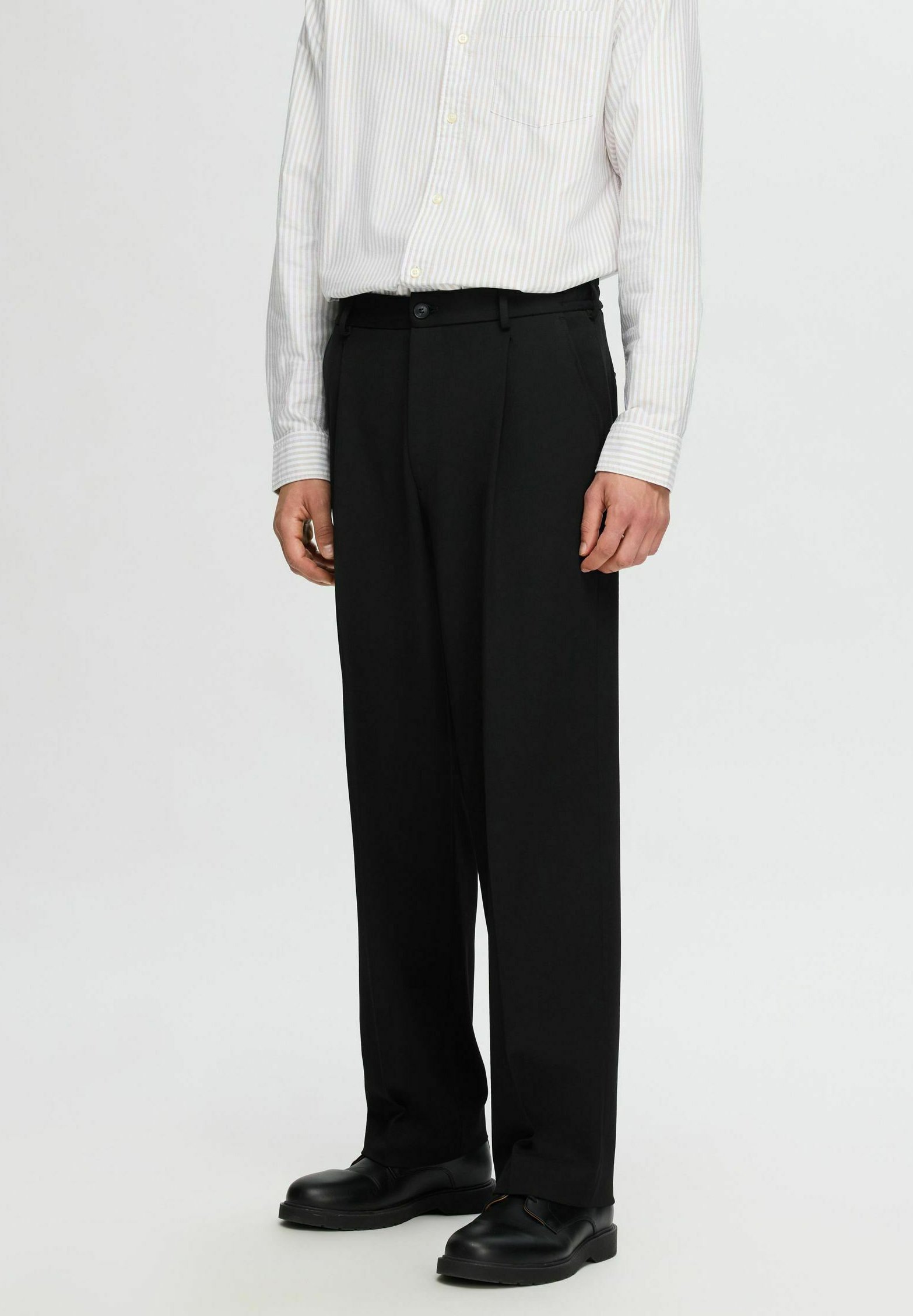Pantaloni Selected Homme SLH LOOSE FINN FLEX - Pantaloni - neri