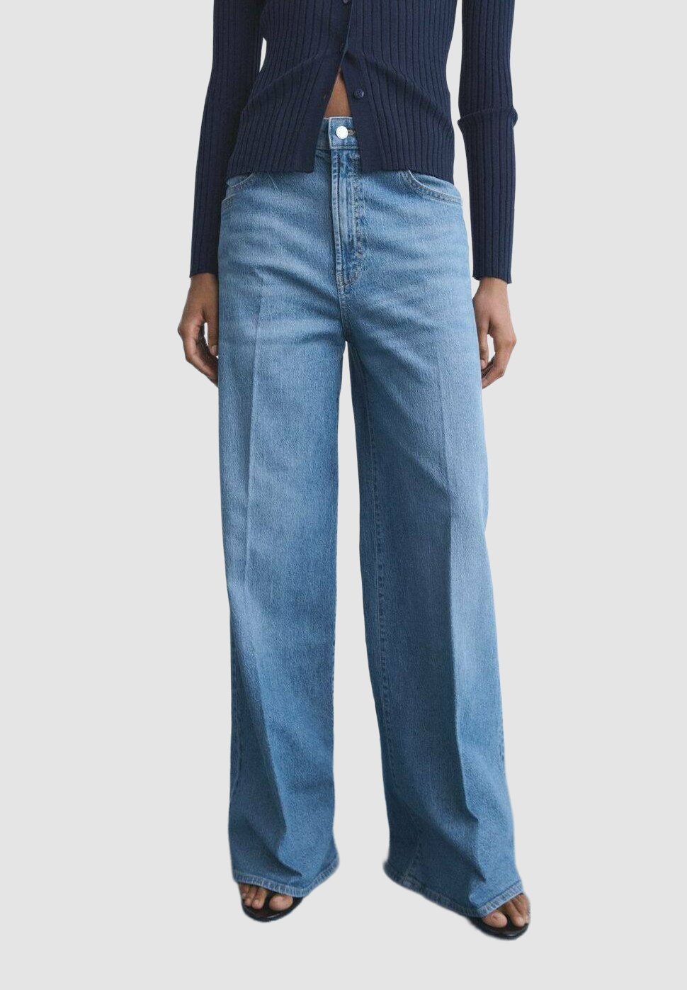 Mango RISE WIDE - Flared jeans - blauw