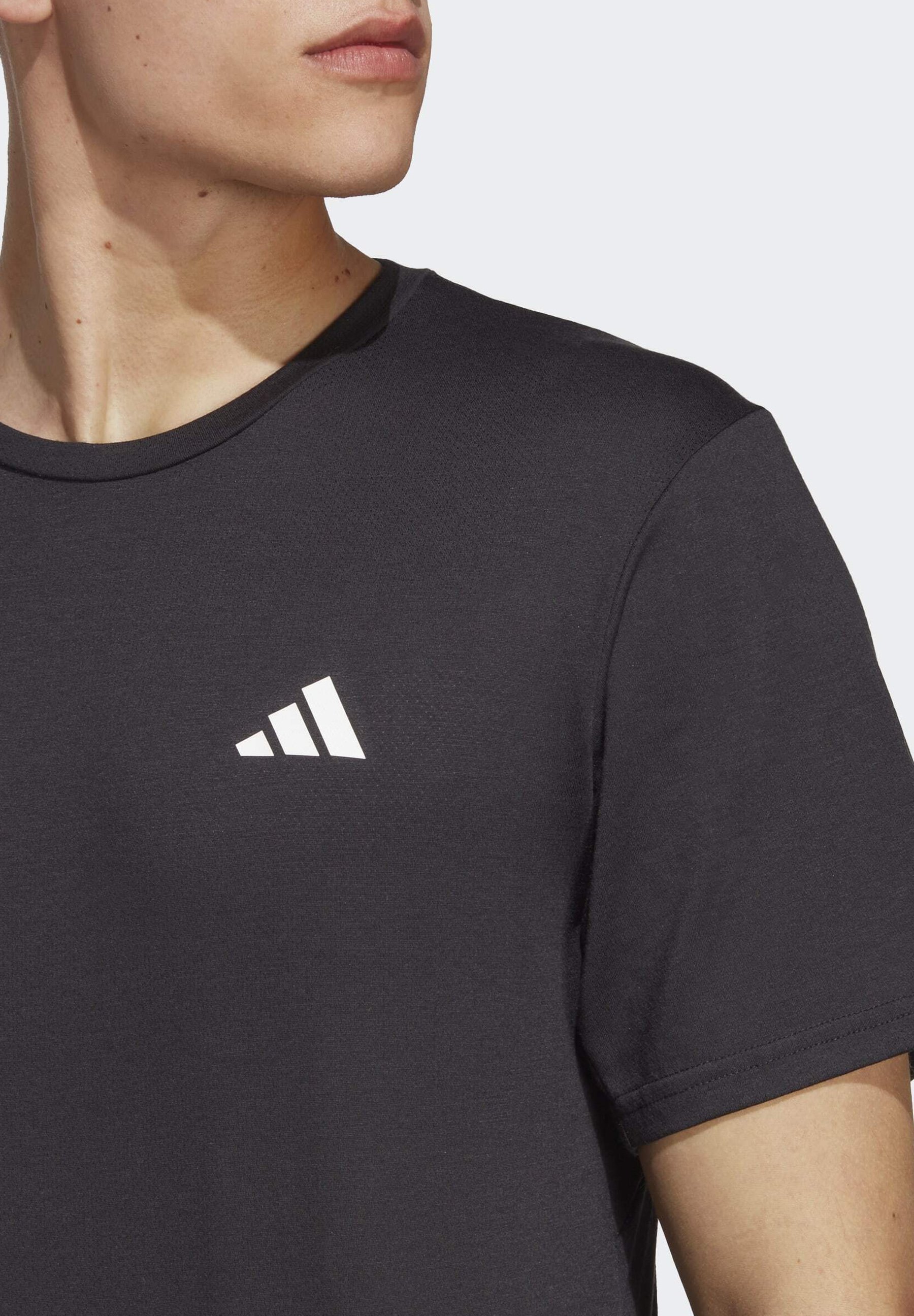 adidas Performance TRAIN ESSENTIALS COMFORT - Sport-T-Shirt - schwarz-weiß