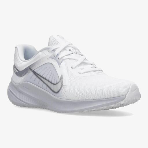 Nike Quest 5