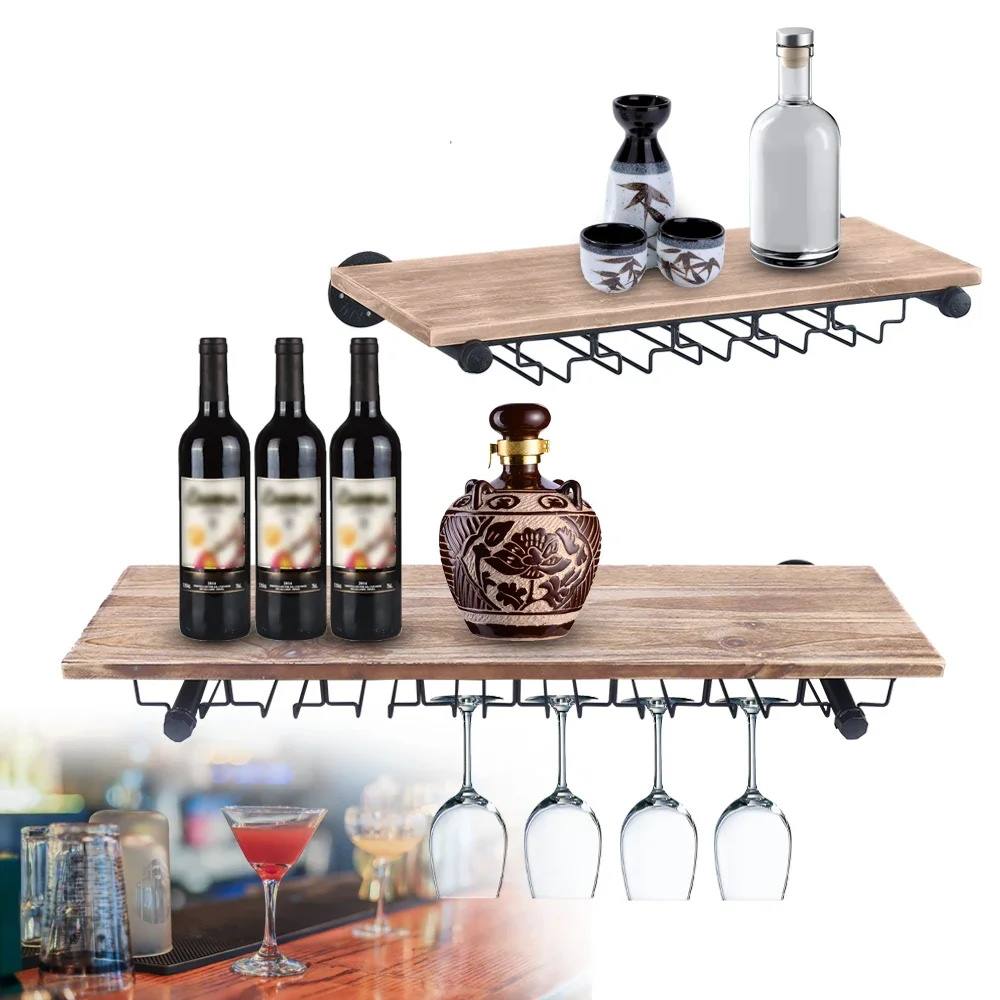 Scaffalature industriali in tubi, portabottiglie rustico da parete con portabicchiere, mensole bar galleggianti in ferro in stile steampunk.