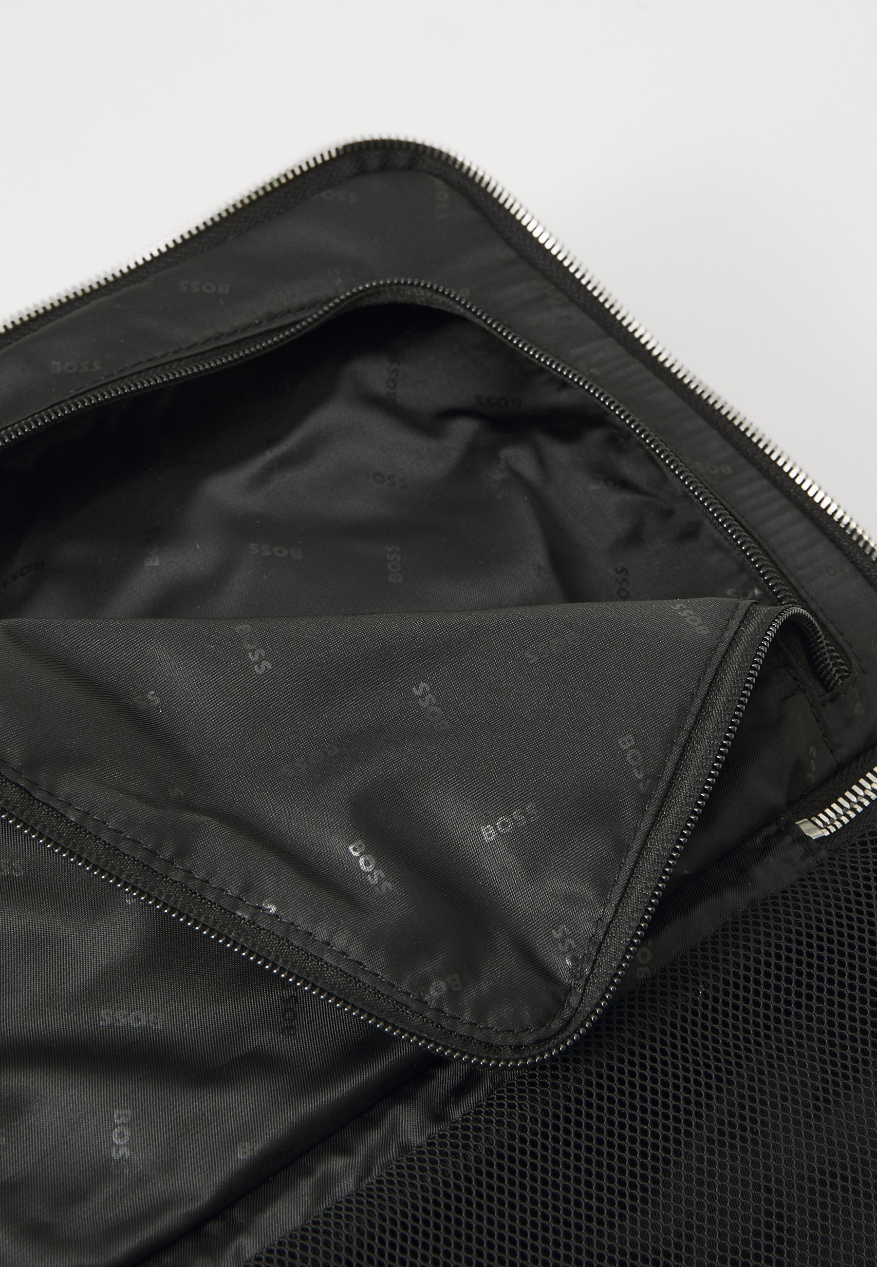 BOSS HIGHWAY - Beauty case - nero