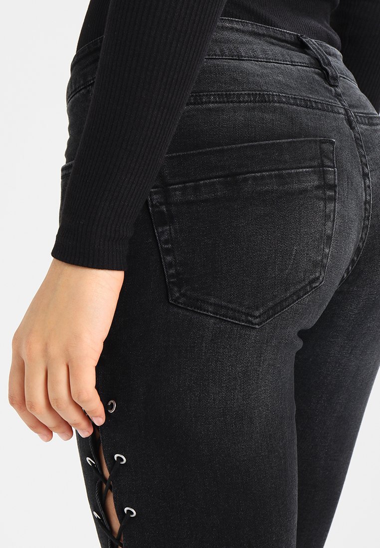 Urban Classics Spodnie sznurowane - Jeansy Skinny Fit - czarne sprane