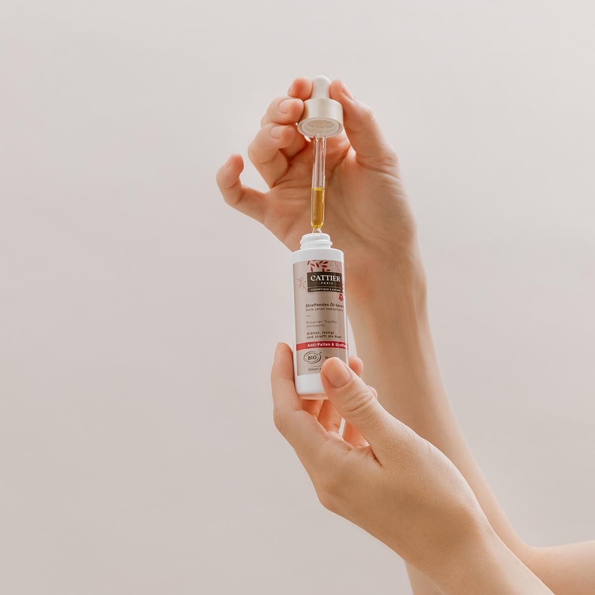 Cattier serum protiv starenja Power Line™ za popunjavanje – 30 ml