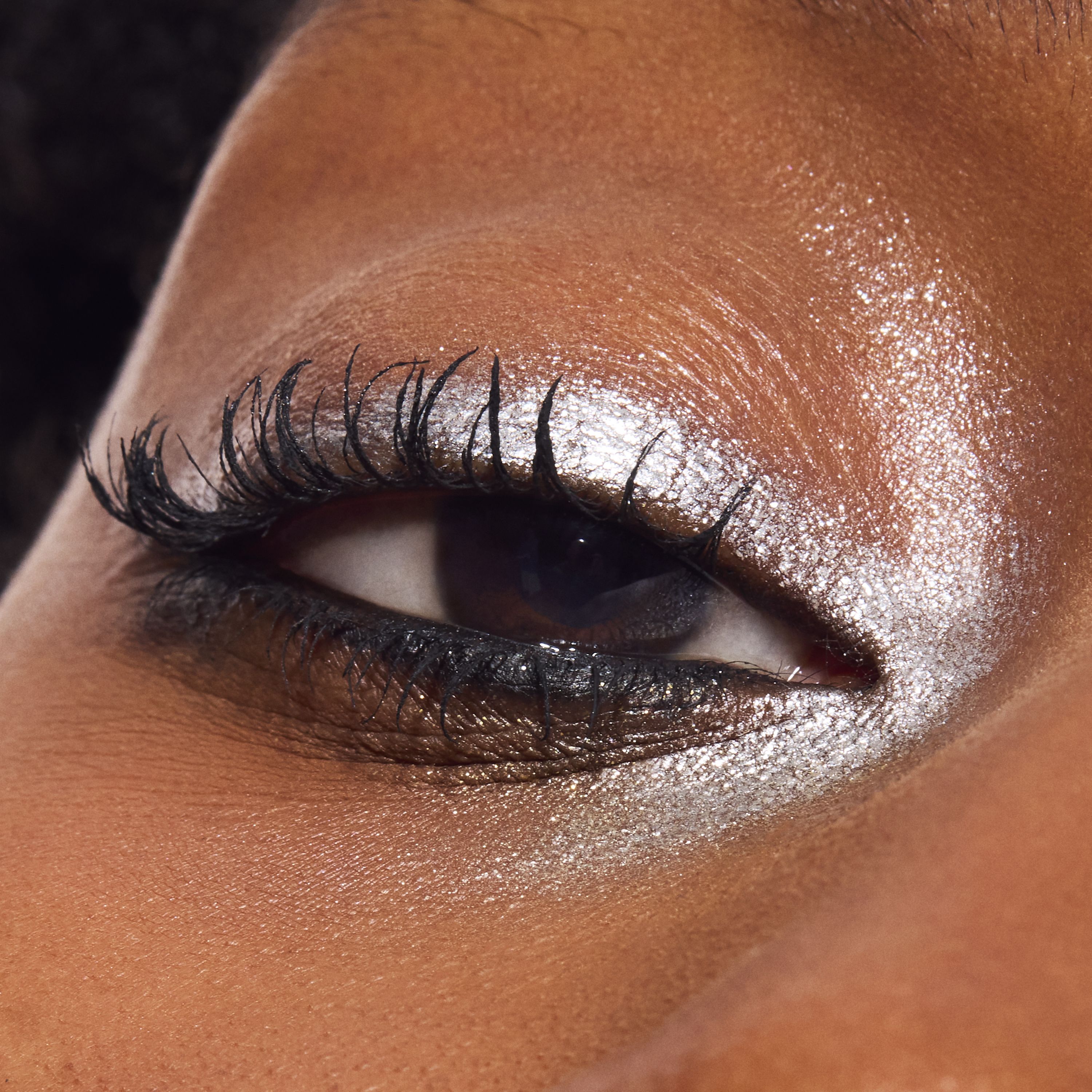 „Dazzleshadow Stick“ akių šešėliai Prabangūs akių šešėliai