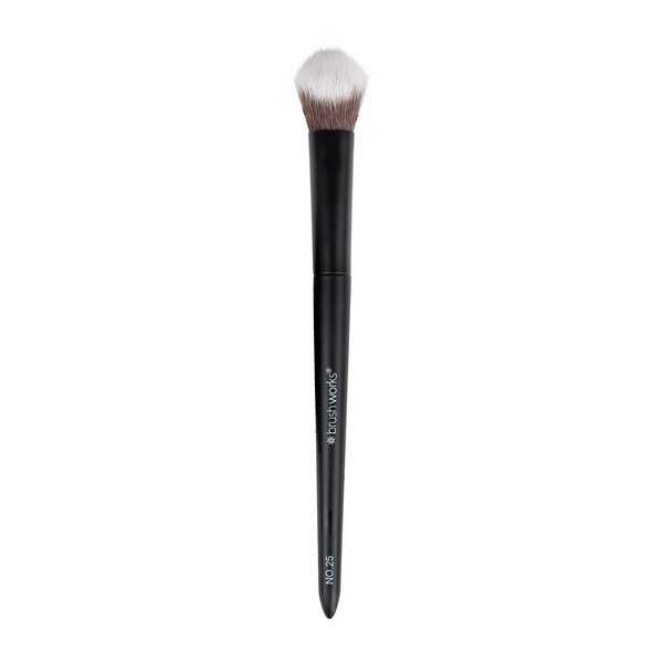 Brushworks Nr. 25 Aufhellender Concealer-Pinsel