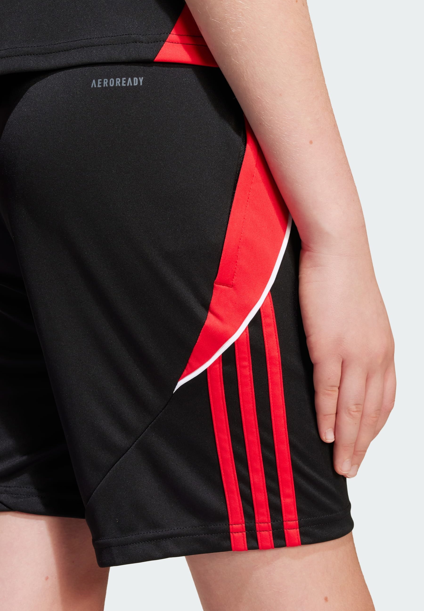 adidas Performance TIRO 24 KIDS - Sportshorts - zwart puur robijnrood