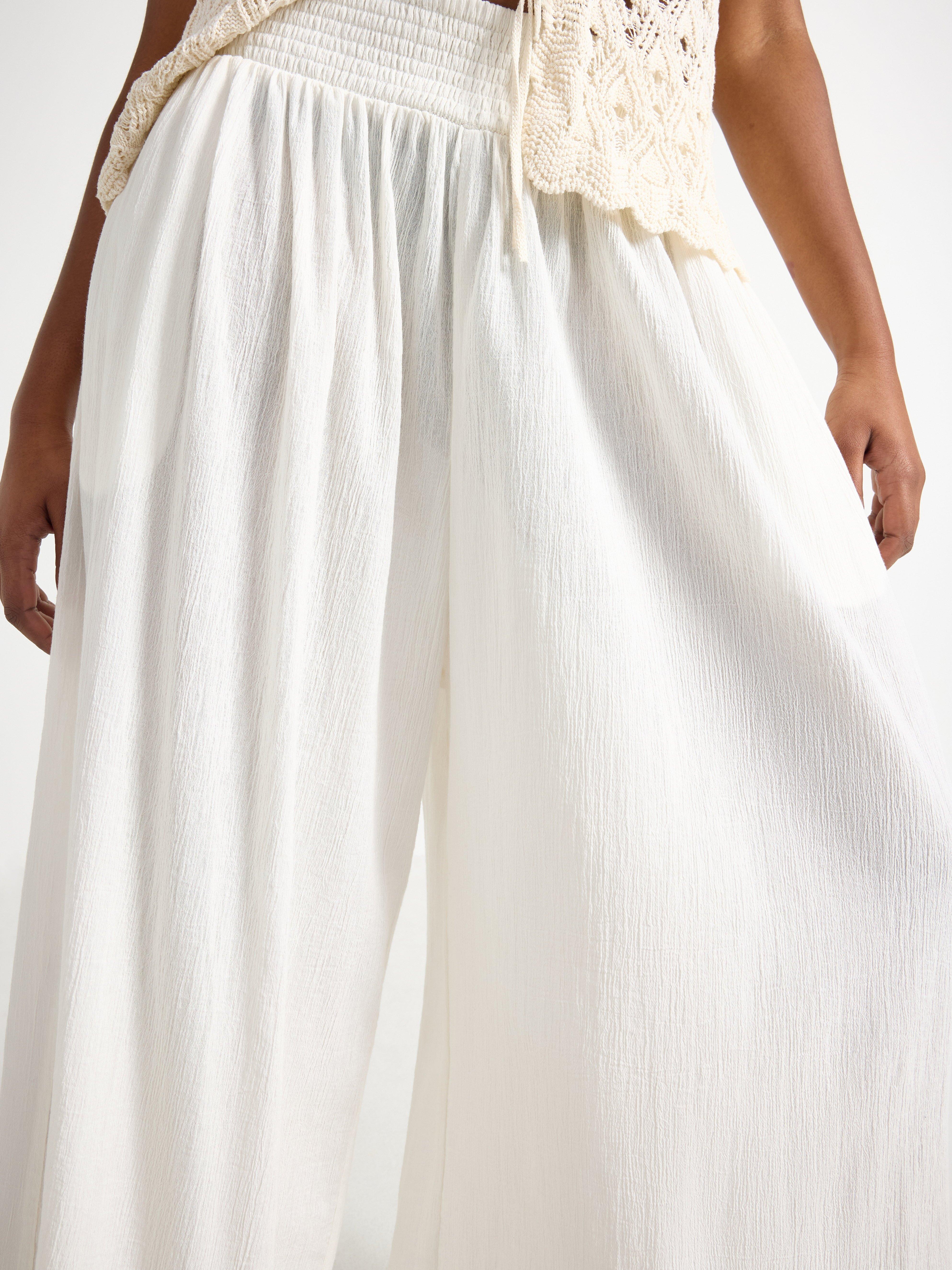 Pantalones anchos cortos blancos