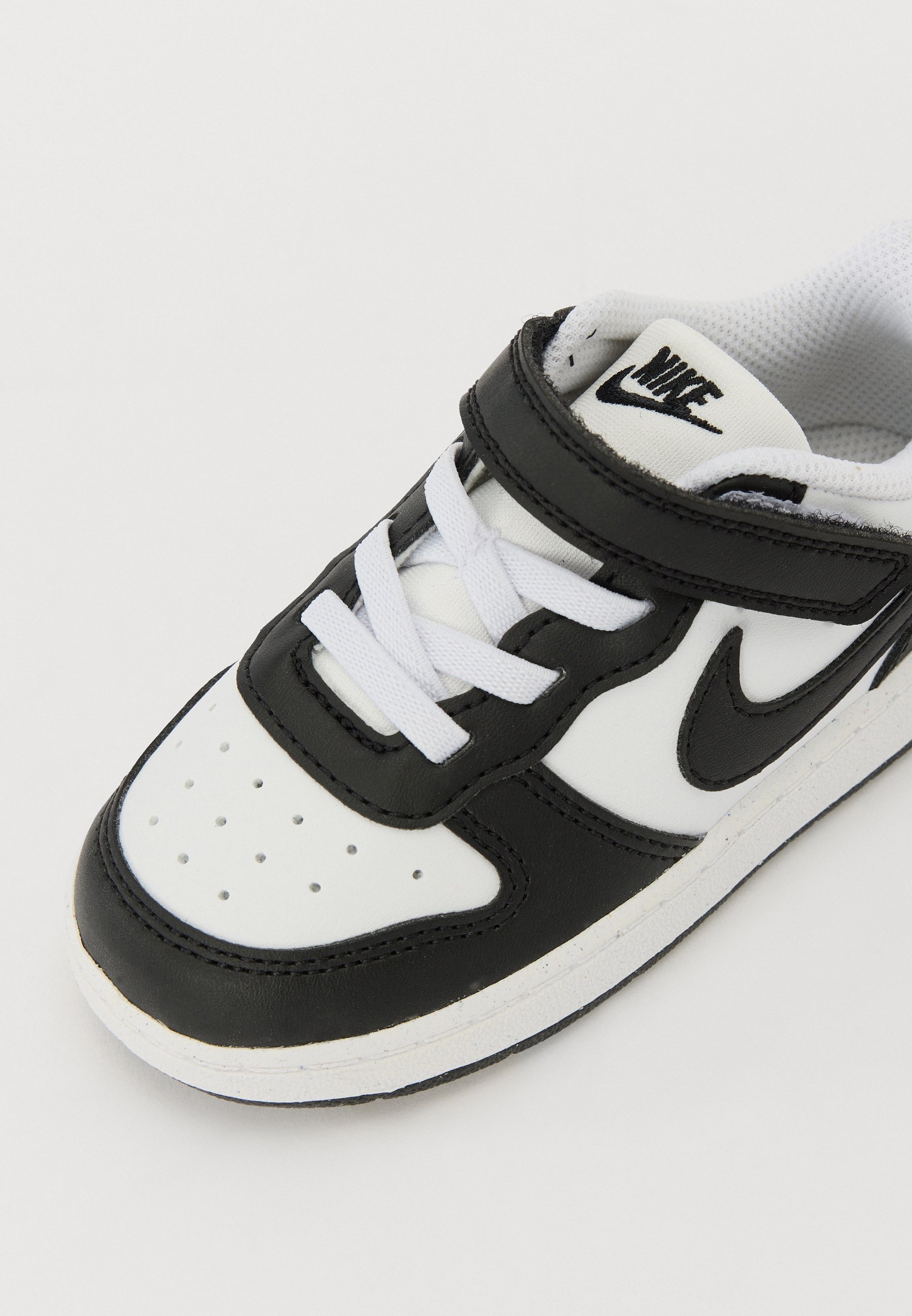 Nike Sportswear COURT BOROUGH LOW RECRAFT UNISEX - Scarpe da ginnastica - bianco/nero