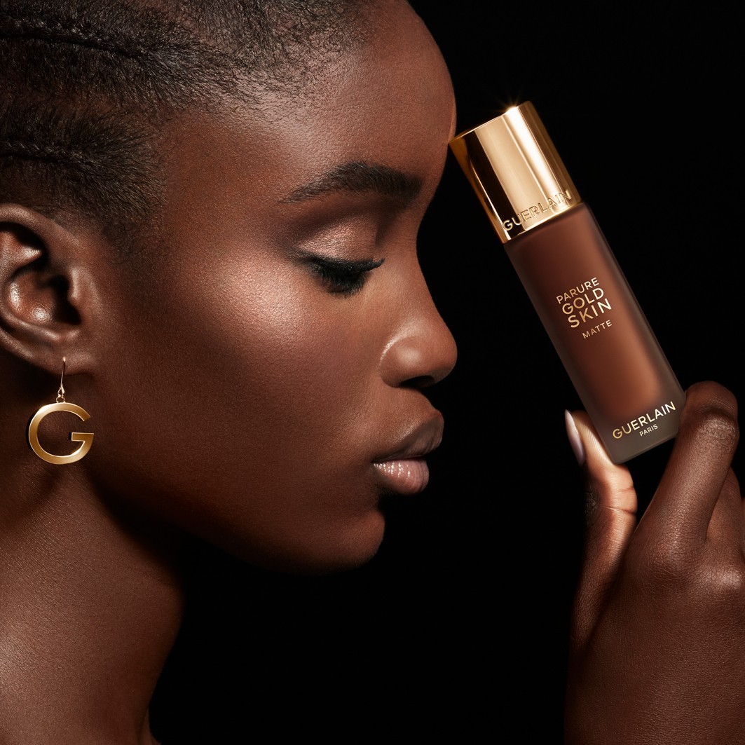 Guerlain Foundation Parure Gold Skin mat puder - 35 ml