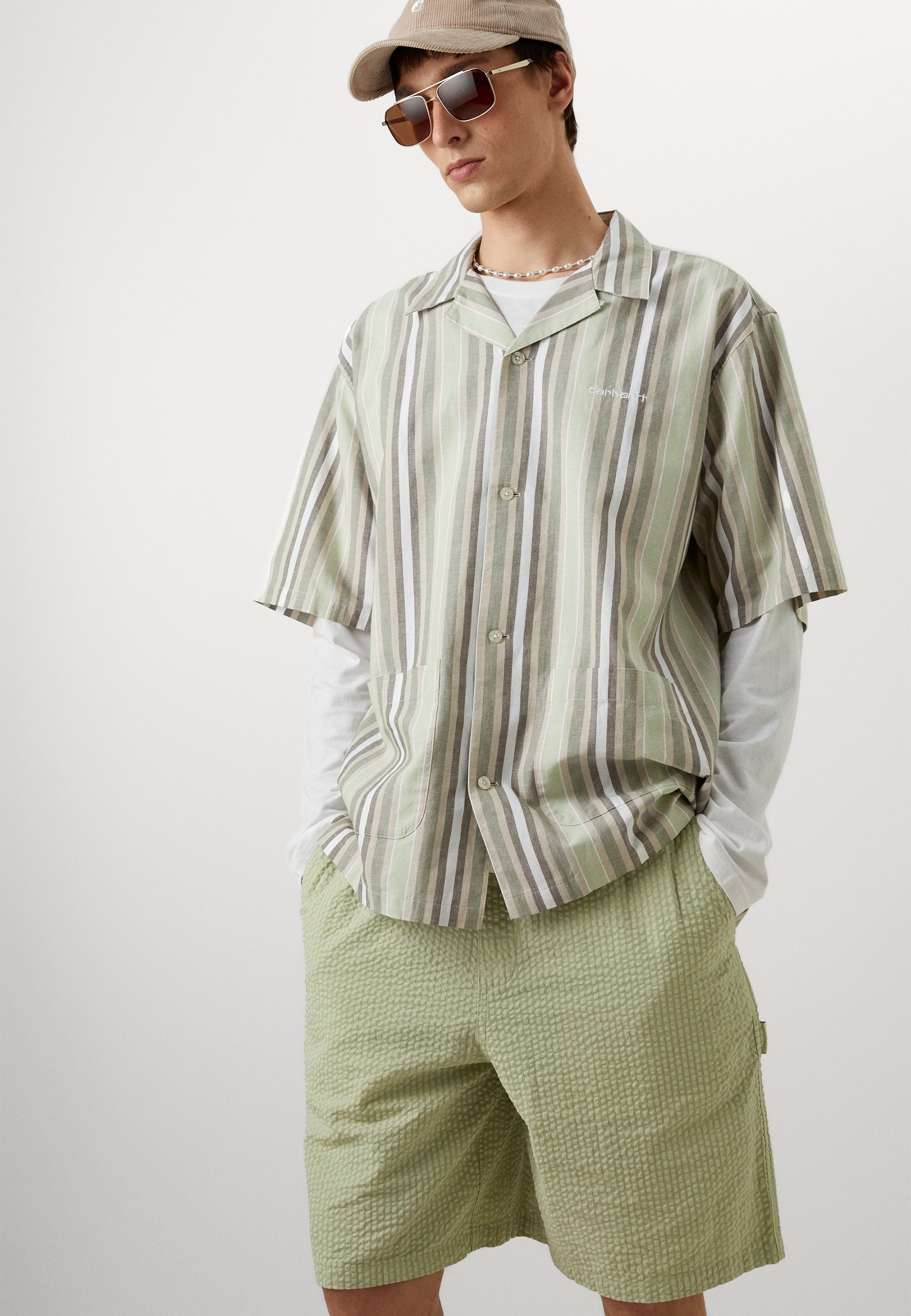 Carhartt WIP TOLAND - Shorts - licht olijfgroen