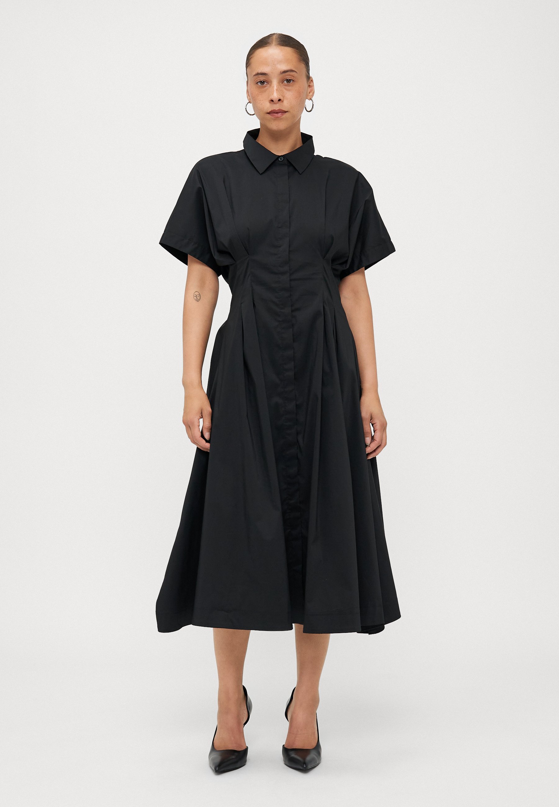 Vero Moda Petite VMFRIBA SHIRT DRESS - Abito camicia - nero