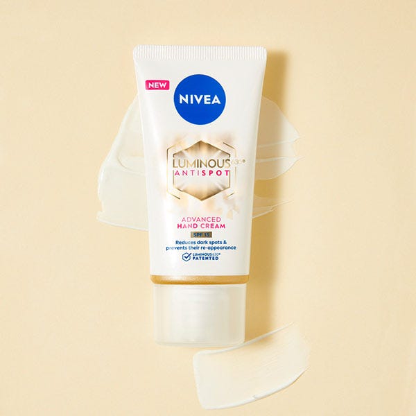 Zářivý antiperspirant SPF15 | 50 ml
