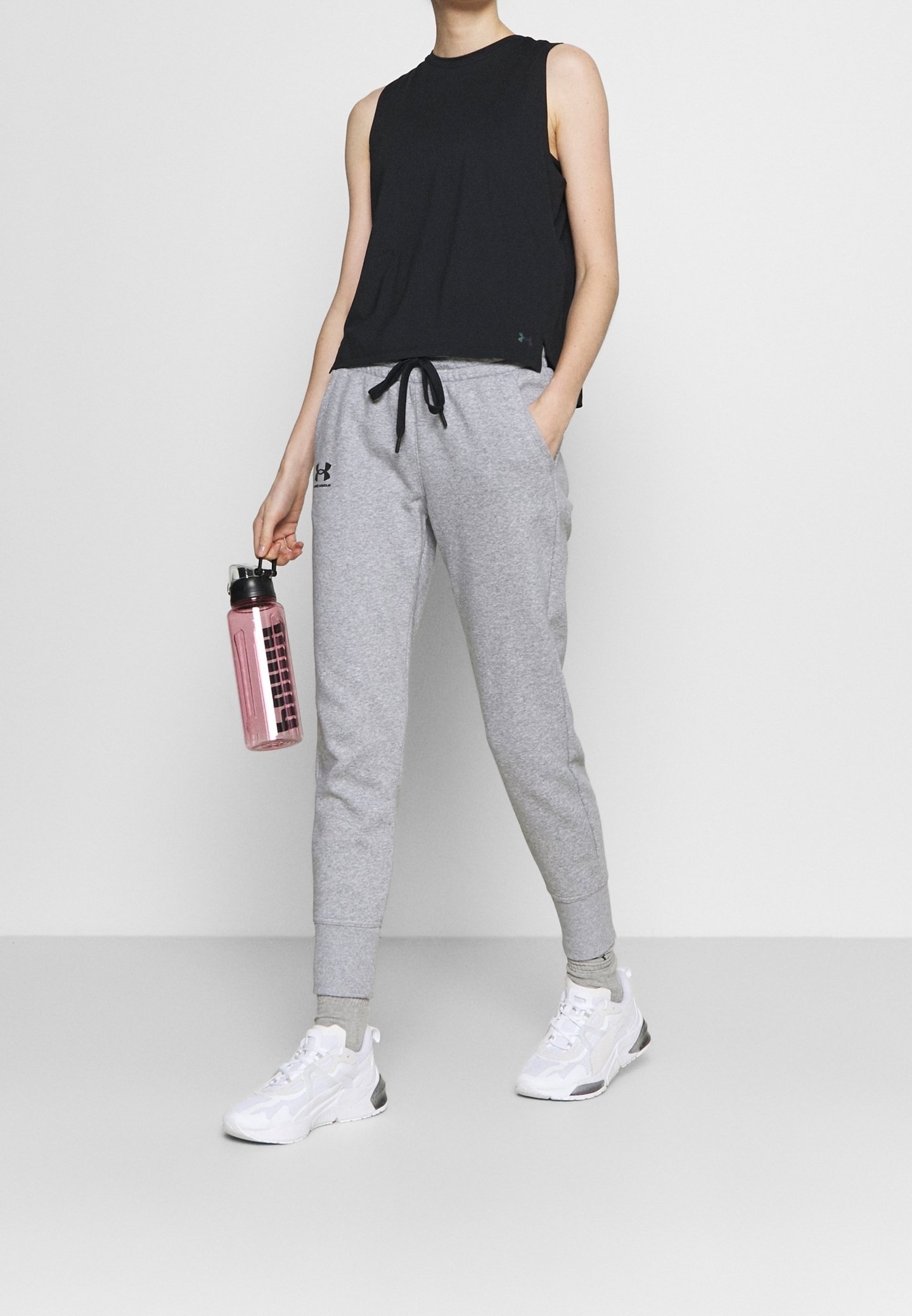 Under Armour dressipüksid - helehall