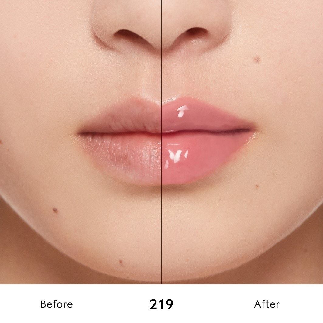 „Gucci“ lūpų blizgis „Gucci Beauty Gucci“ lūpų blizgis putlinantis lūpų blizgis – 414 – Virdžinijos fuksijos spalvos, 6,5 ml – 6,5 ml