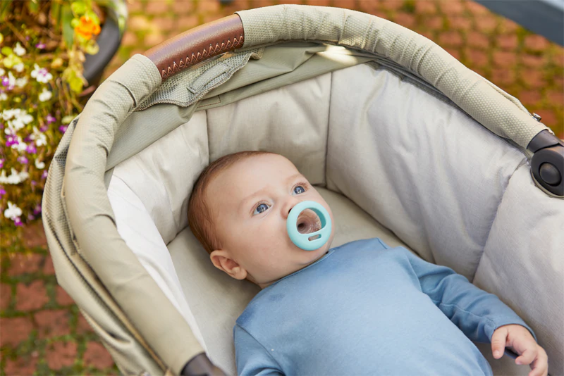 Tommee Tippee prsníkovité 0-6 m bábätko