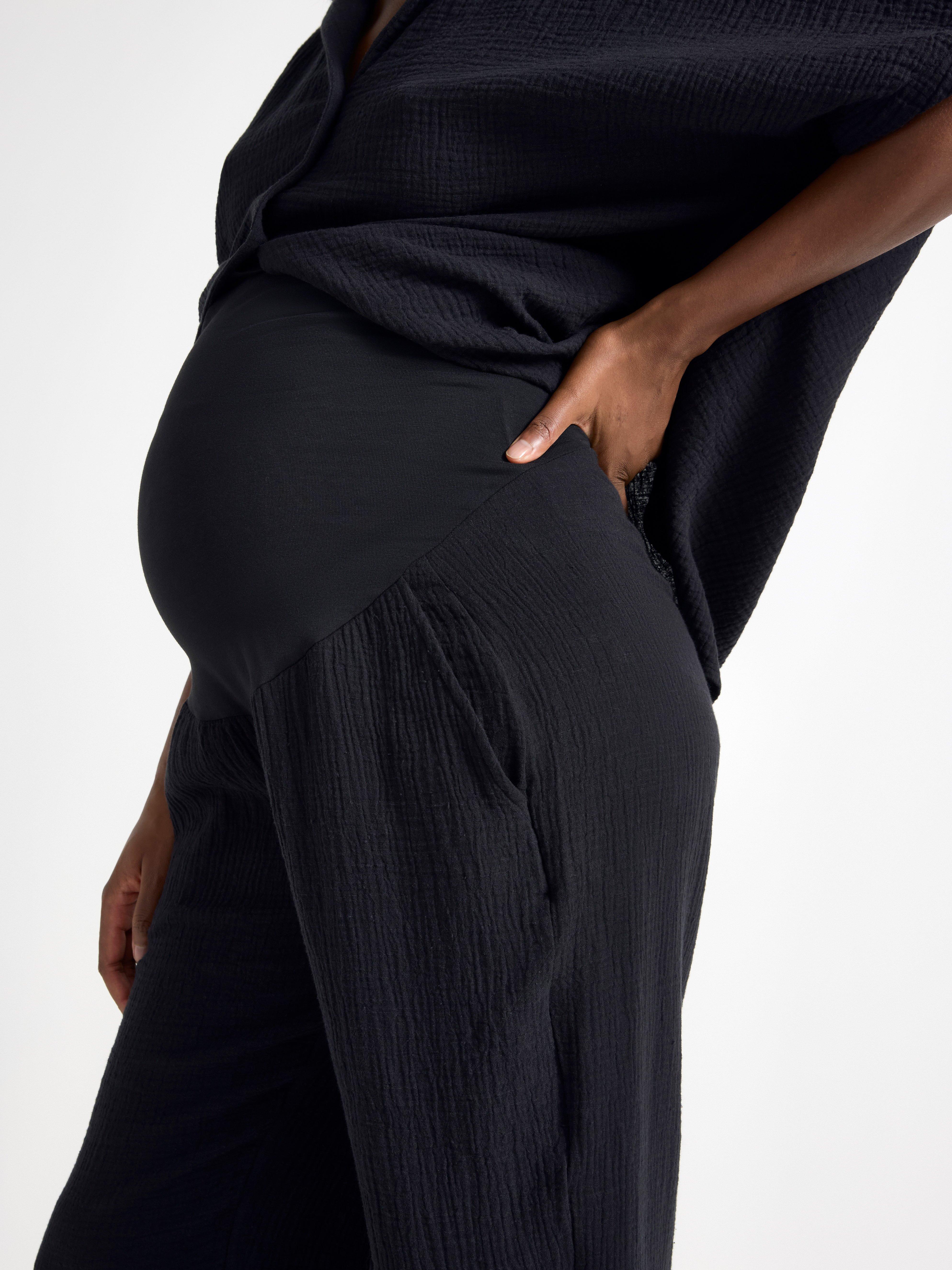 Pantalon droit froissé noir MOM