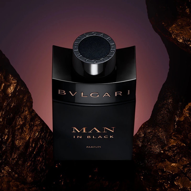 BVLGARI Bvlgari Man In Black Parfum parfum za moške z polnilom