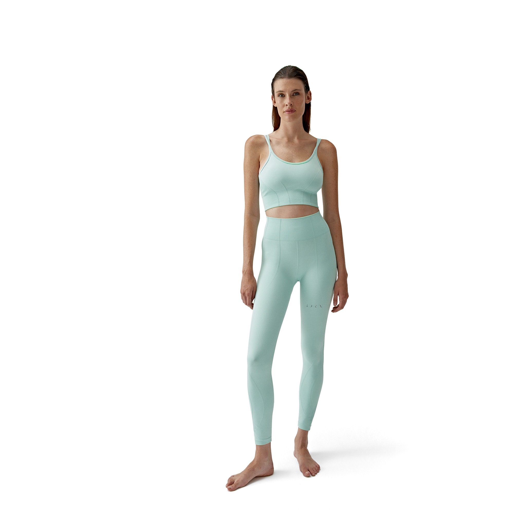 Top Deportivo Sureya Born Living Yoga