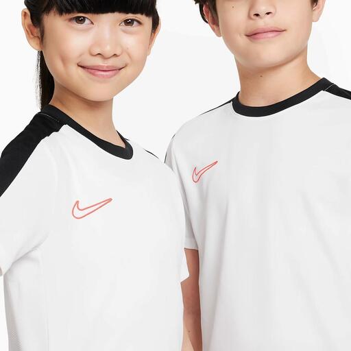 Nike Acd23