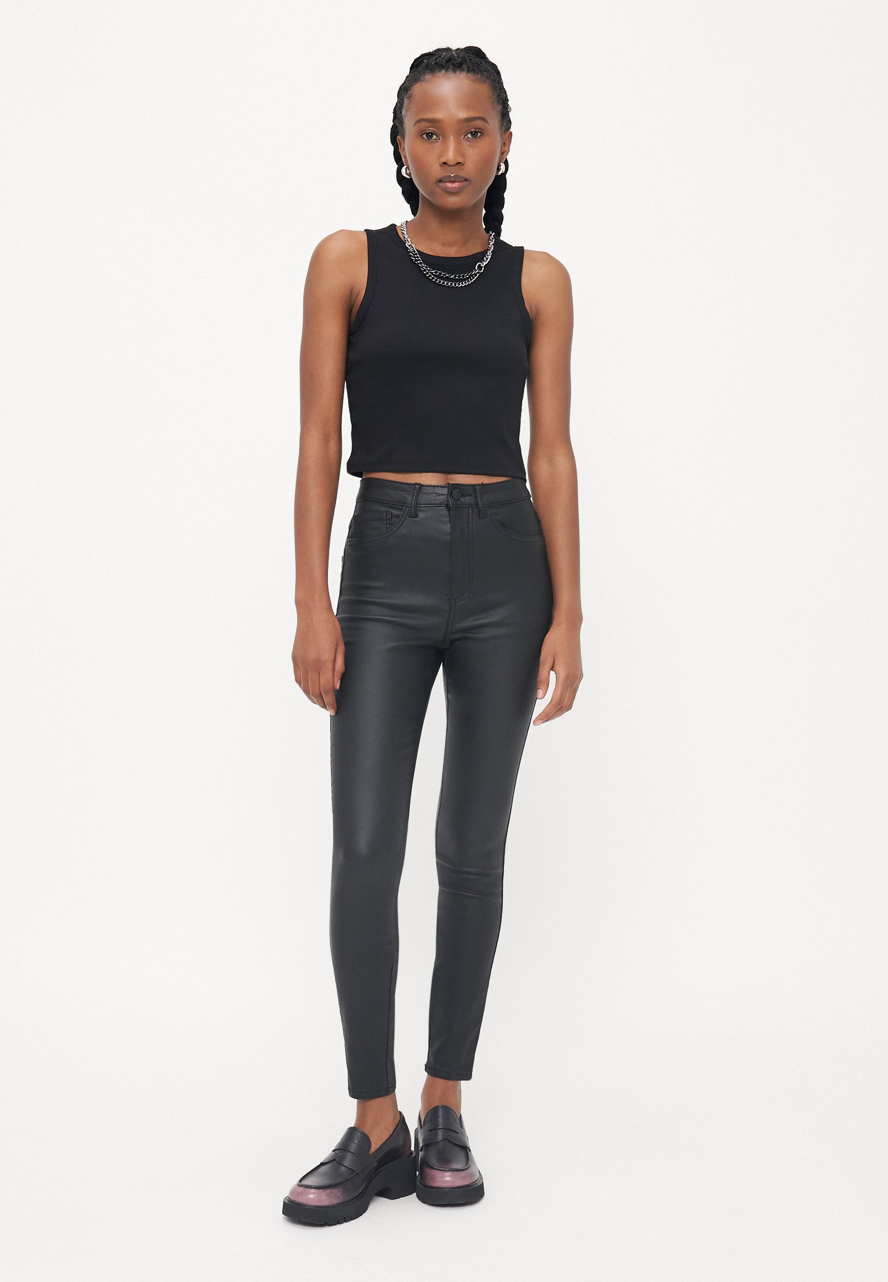 ONLY Petite ONLROYAL LIFE ROCK COATED - Skinny Fit jeans - zwart