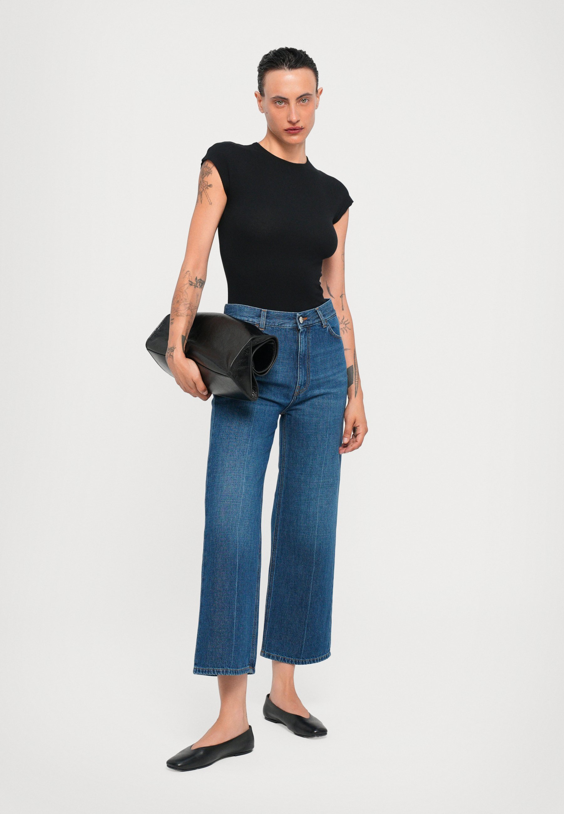 Rodebjer OTTA BODY - Basic T-Shirt - schwarz