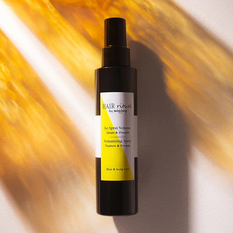 Hair Rituel by Sisley Volumising Spray ist ein Haarspray, das Volumen und Fülle verleiht.