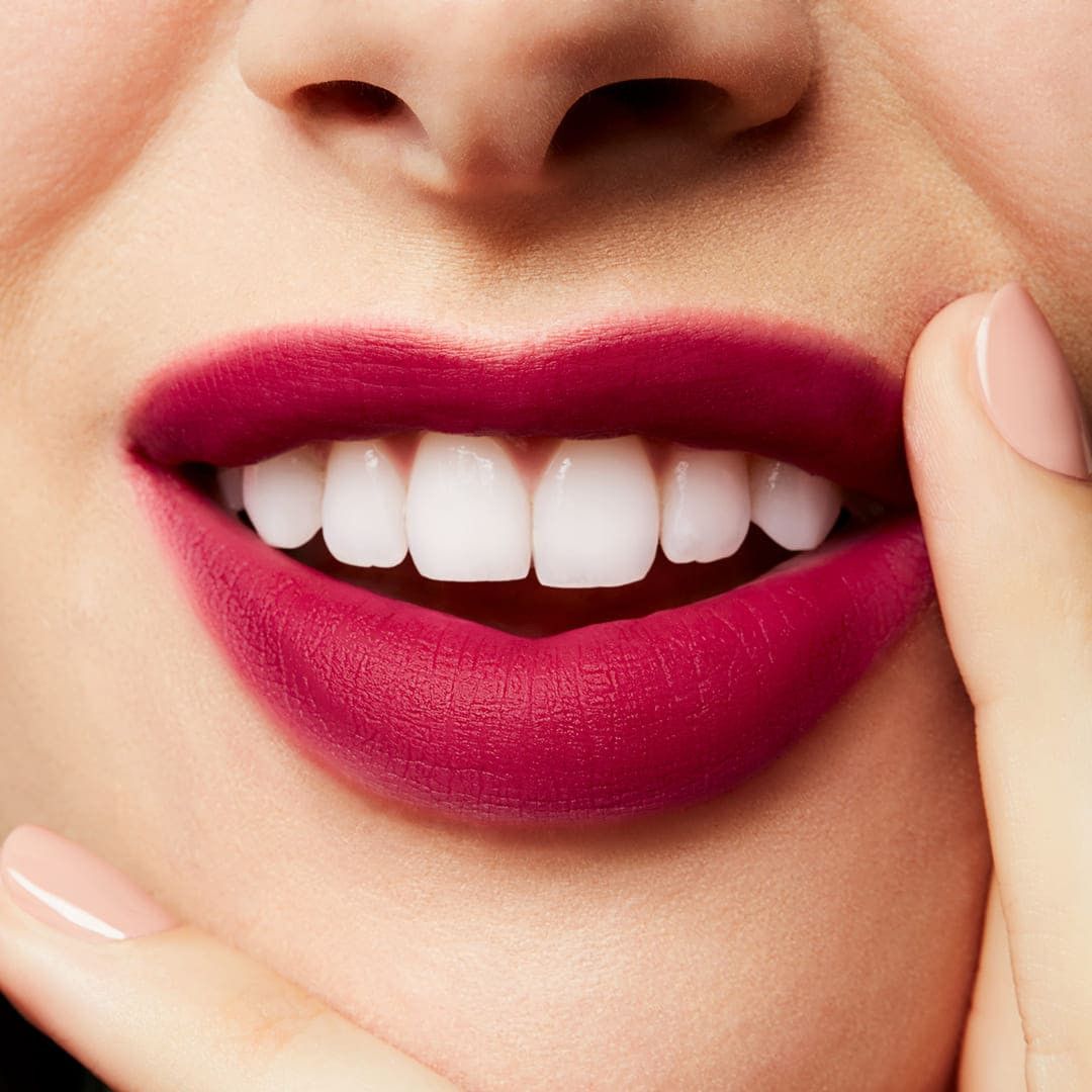 Tekutý matný rúž Powder Kiss Luxusné rúže
