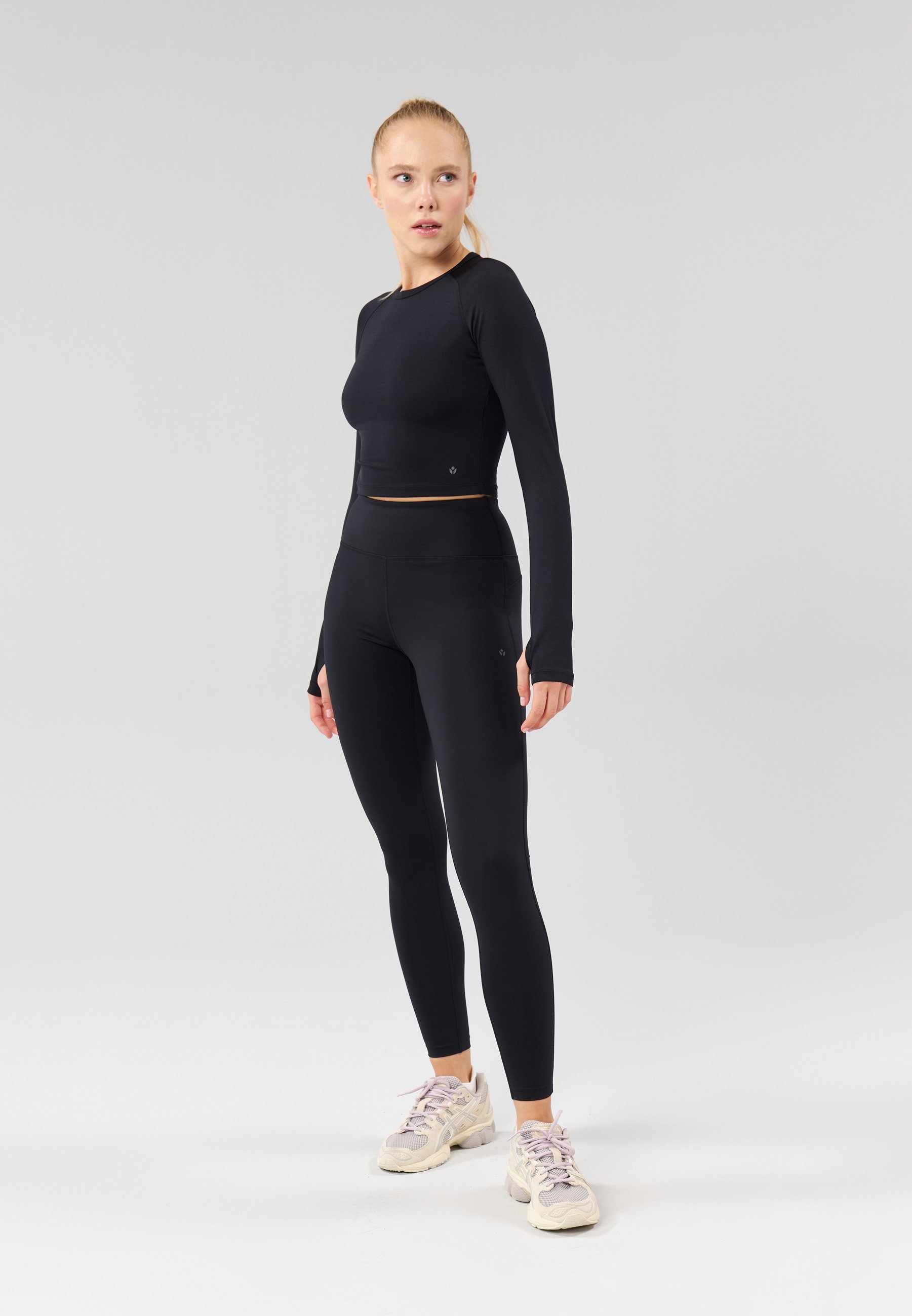 Even&Odd active ESSENTIAL FULL LENGTH HIGH RISE LEGGING - Leggings - zwart