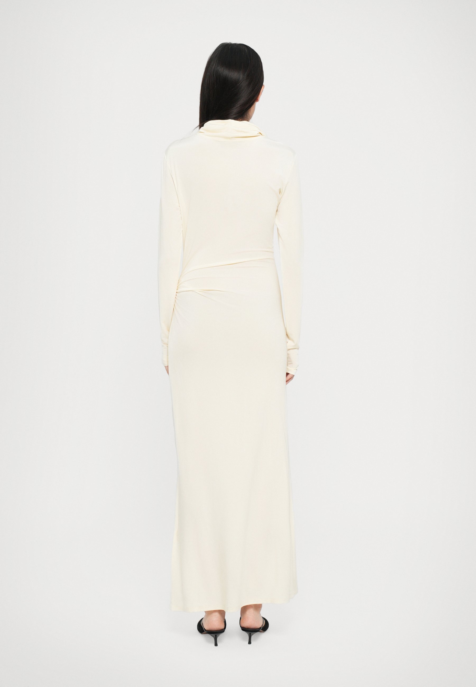 VESTIDO TOVE KIVA - Vestido longo - creme
